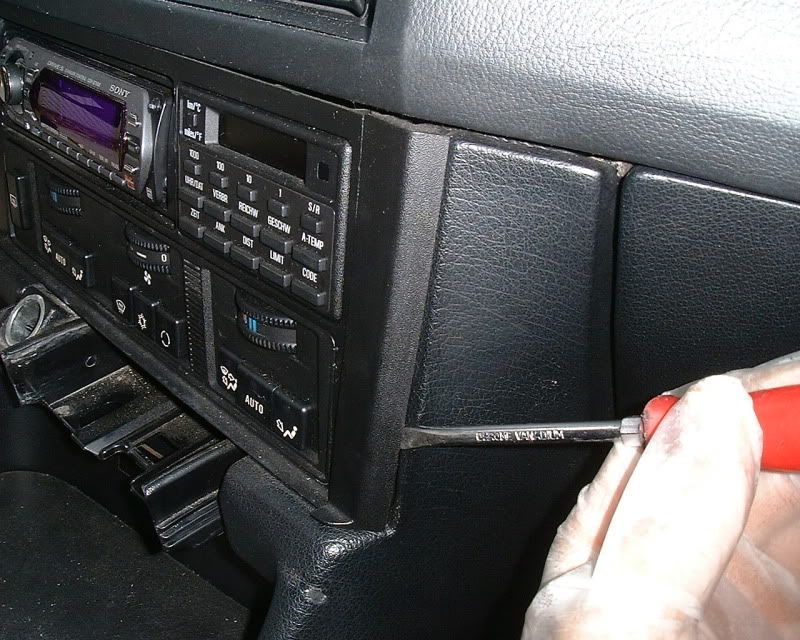 *DIY E34 heater core R&R (IHKA content)